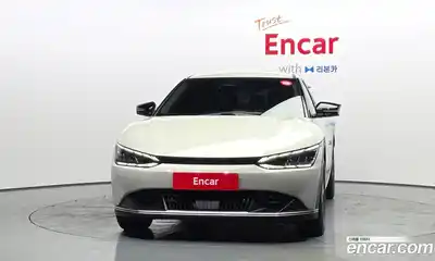 Kia EV6 2022 автомат (гидро), миниатюра 3