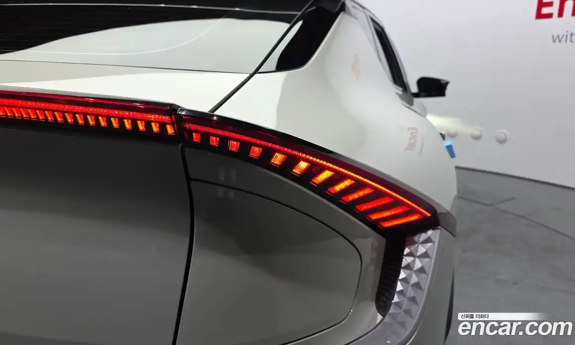 Kia EV6 2022 автомат (гидро), фото 9