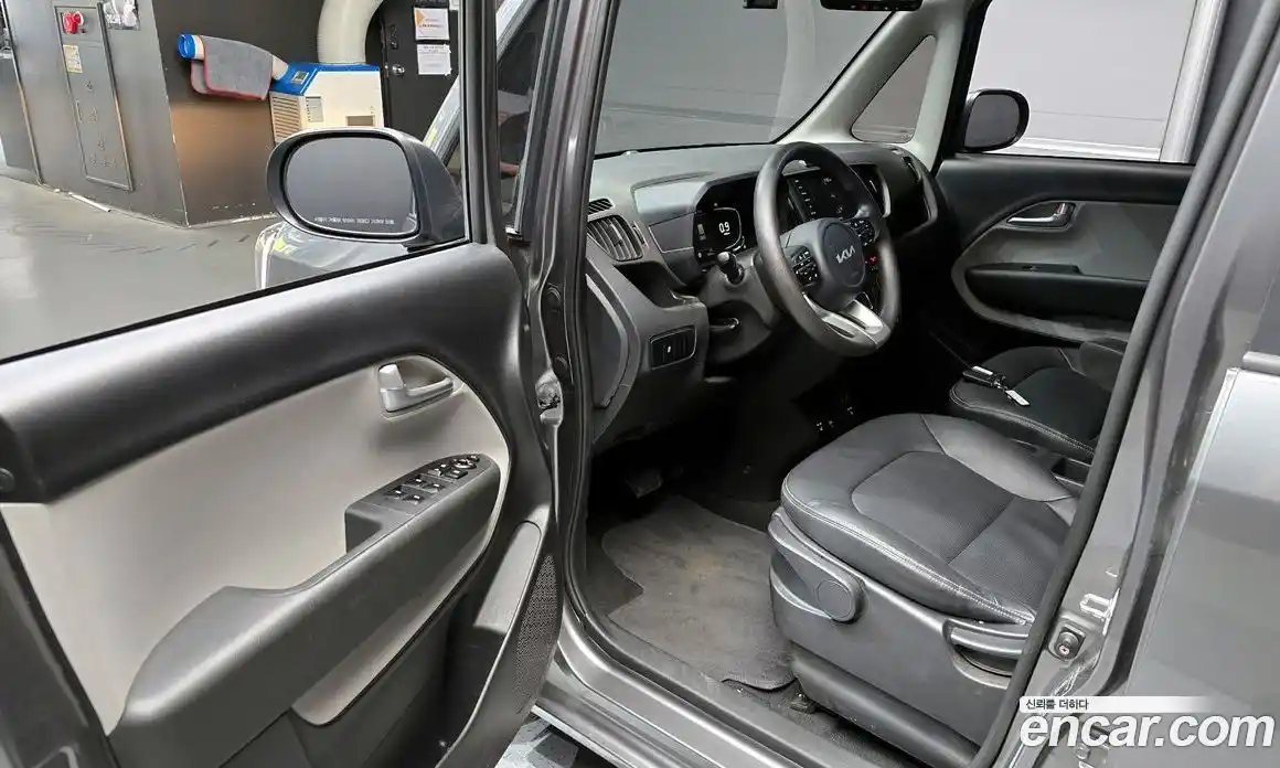 Kia Ray 2023 1.0 автомат (гидро), фото 13