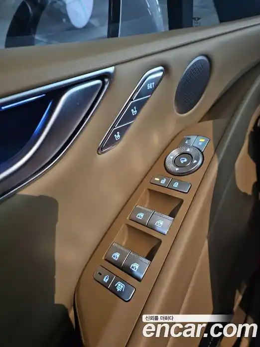 Genesis G80 2024 2.5 автомат (гидро), фото 17