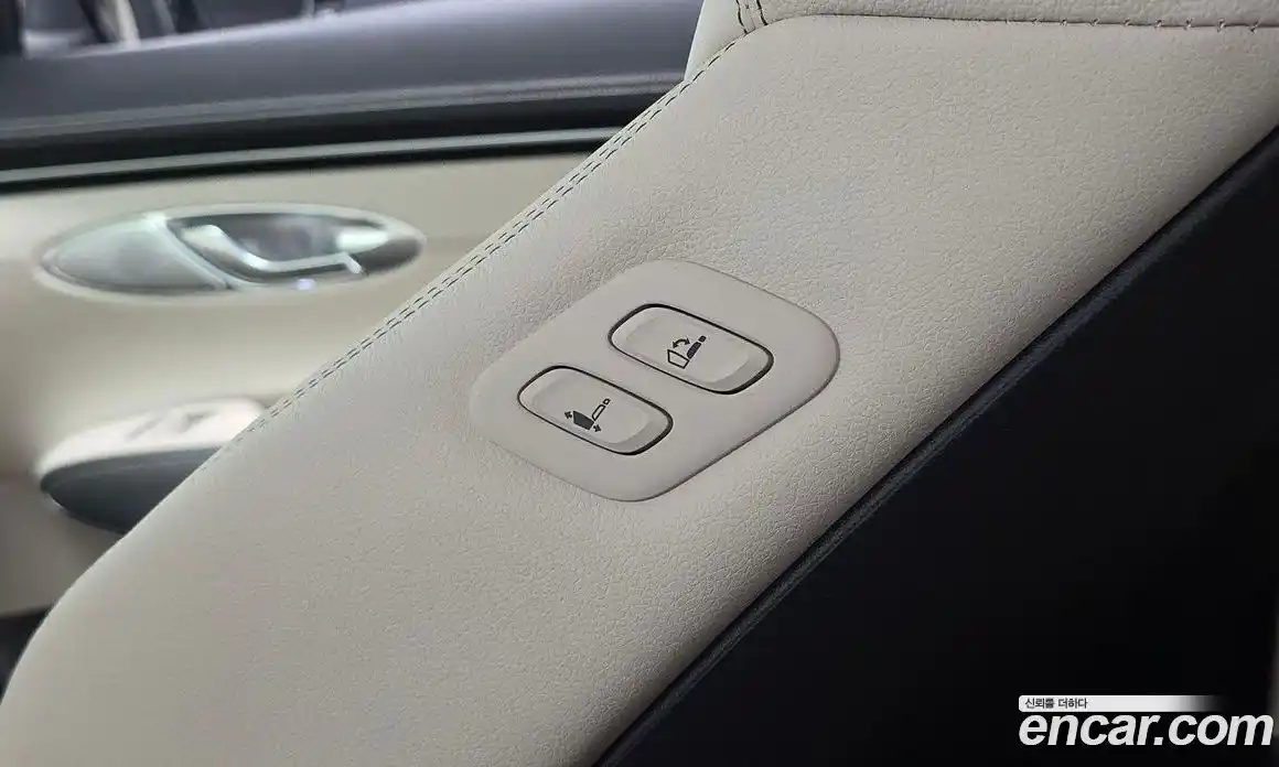 Genesis GV70 2023 2.5 автомат (гидро), фото 23