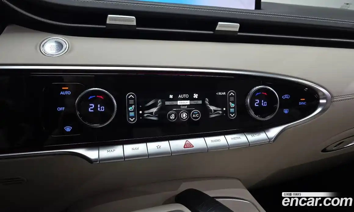 Genesis GV70 2023 2.5 автомат (гидро), фото 30
