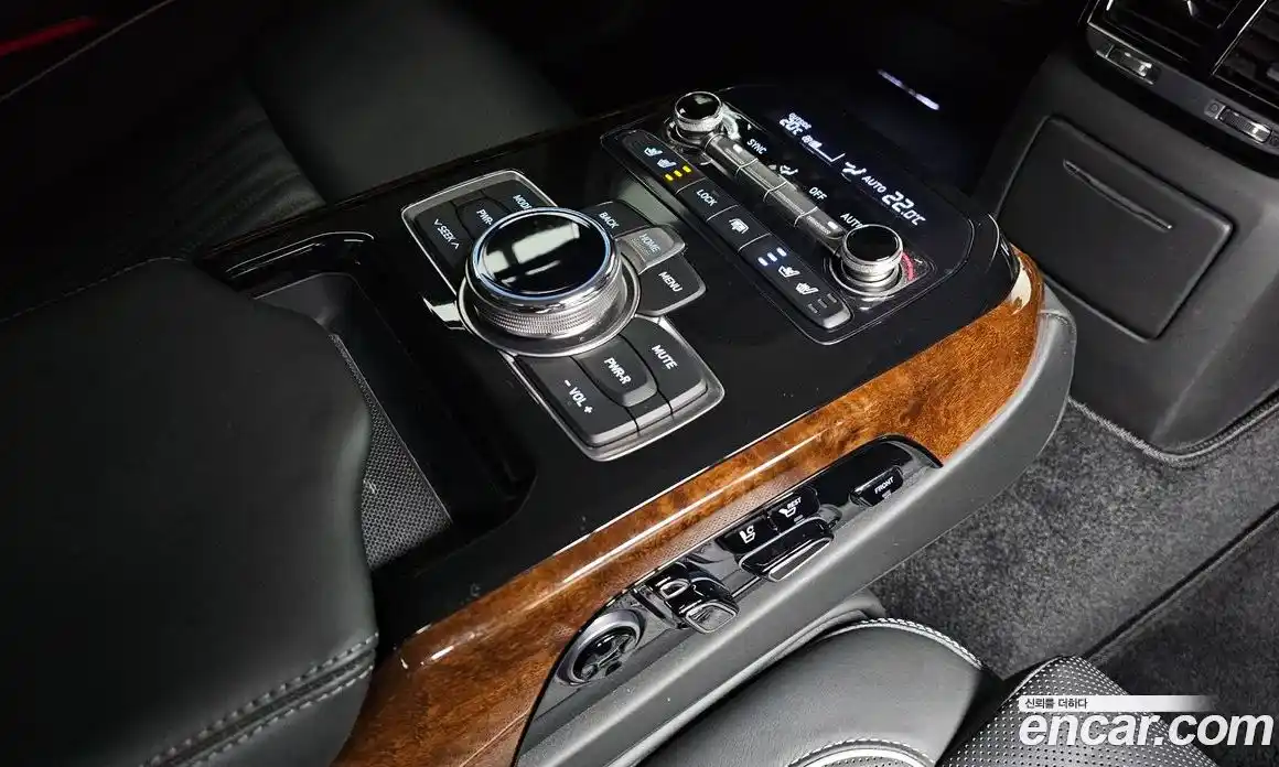 Genesis EQ900 2017 5.0 автомат (гидро), фото 19