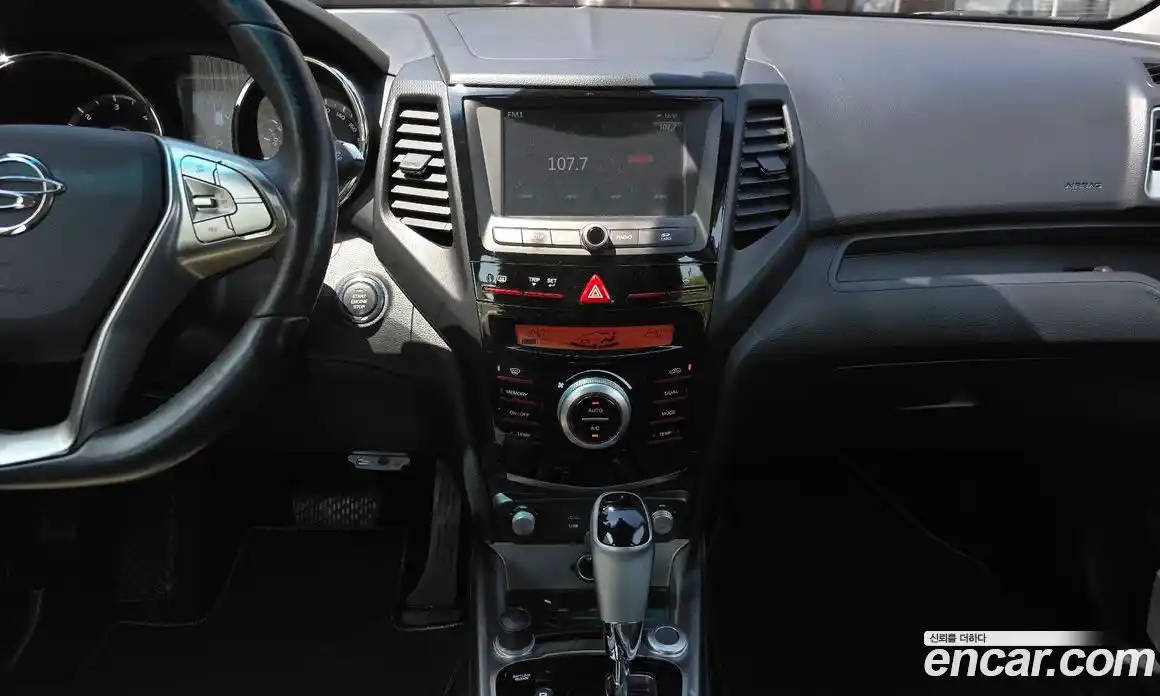 SsangYong TIBOLI 2016 1.6 автомат (гидро), фото 14