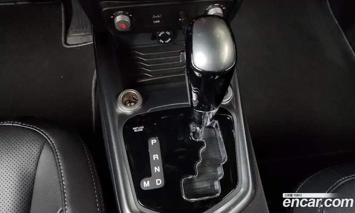 SsangYong TIBOLI 2018 1.6 автомат (гидро), фото 11