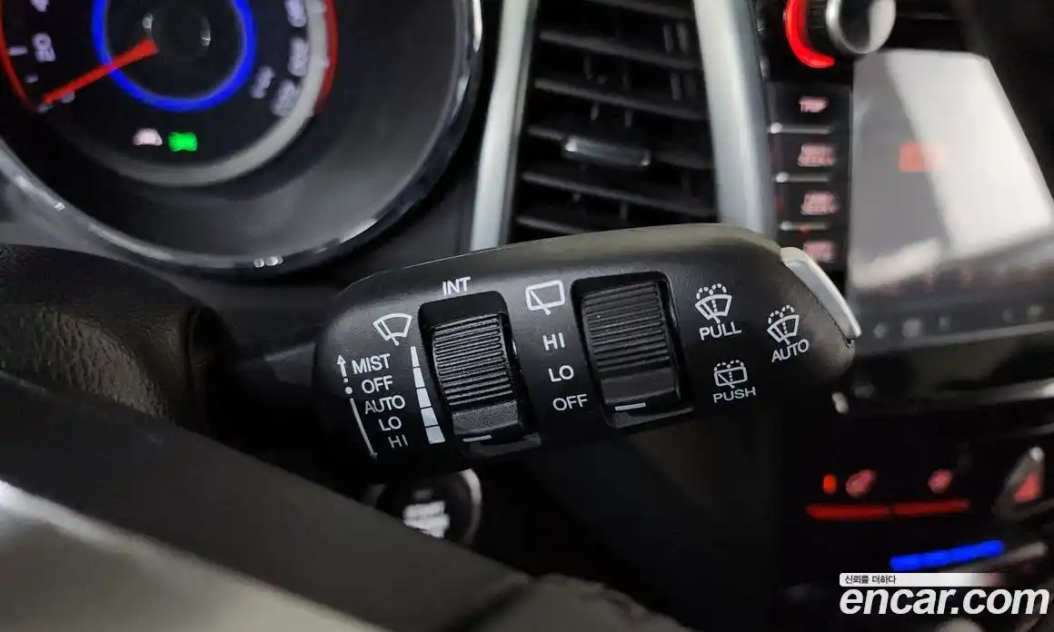 SsangYong TIBOLI 2018 1.6 автомат (гидро), фото 27