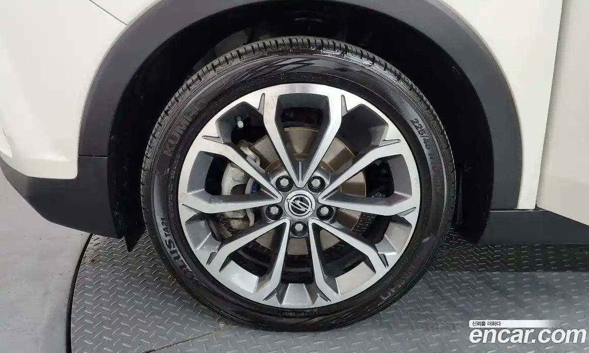 SsangYong TIBOLI 2018 1.6 автомат (гидро), фото 4