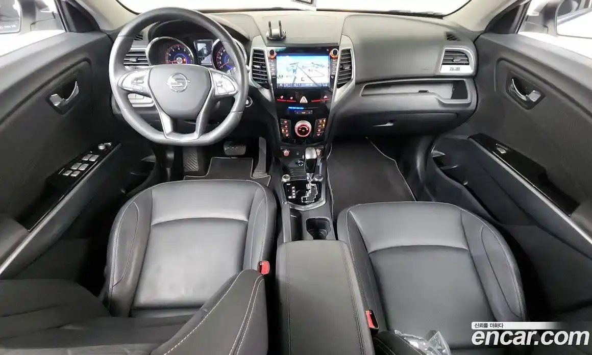 SsangYong TIBOLI 2018 1.6 автомат (гидро), фото 9