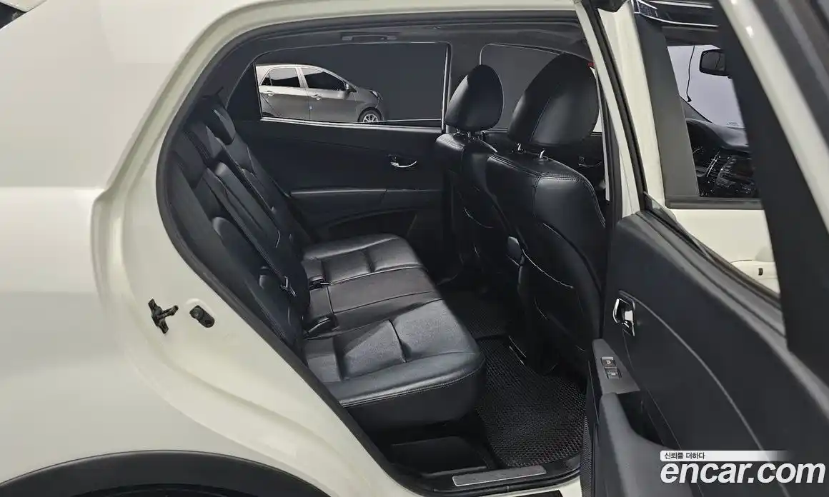 SsangYong Korando 2013 2.0 автомат (гидро), фото 18