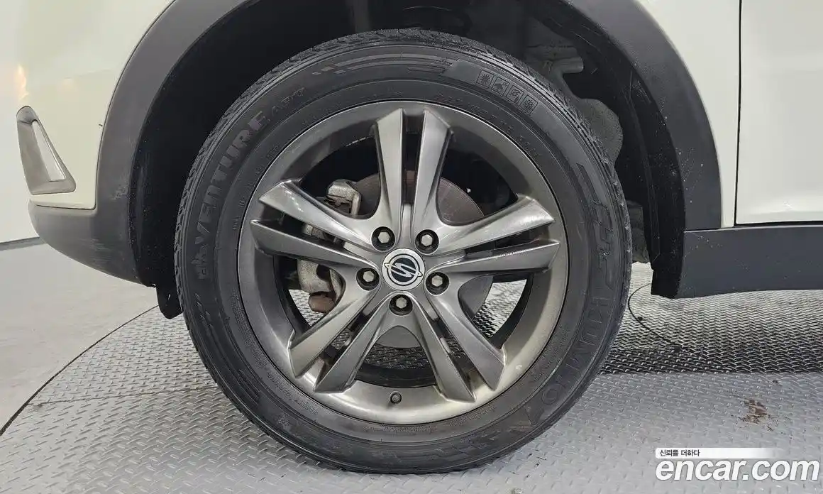 SsangYong Korando 2013 2.0 автомат (гидро), фото 5