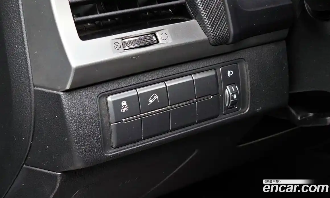 SsangYong Rexton 2018 2.2 автомат (гидро), фото 16