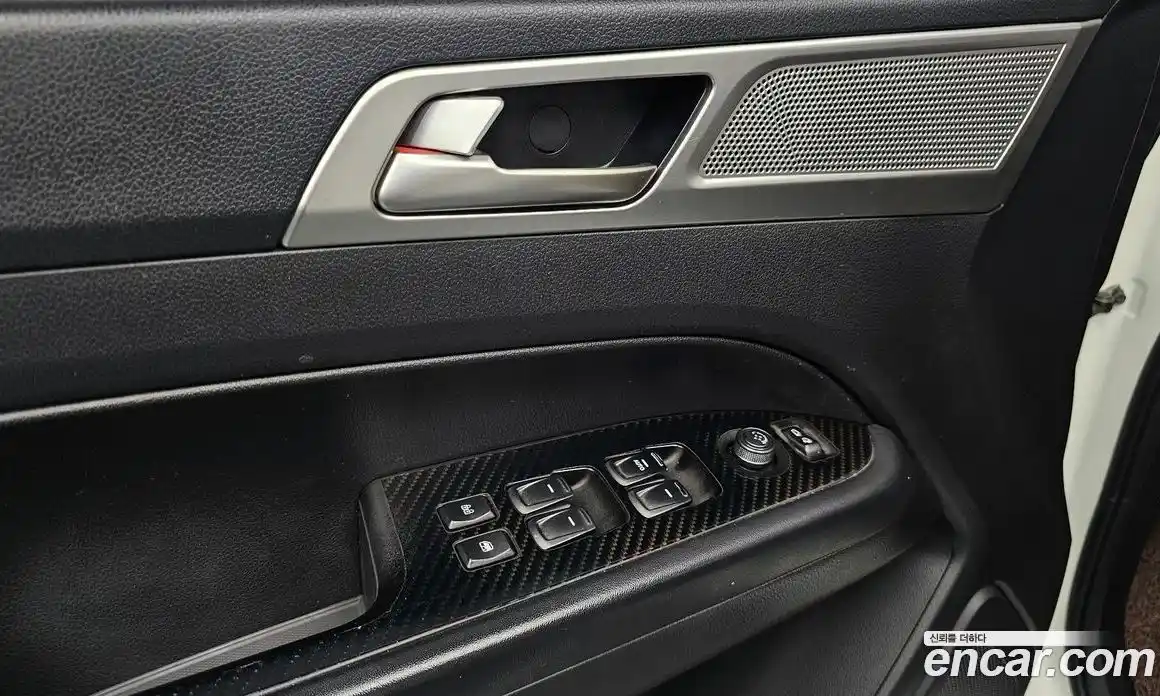 SsangYong Rexton 2019 2.2 автомат (гидро), фото 13