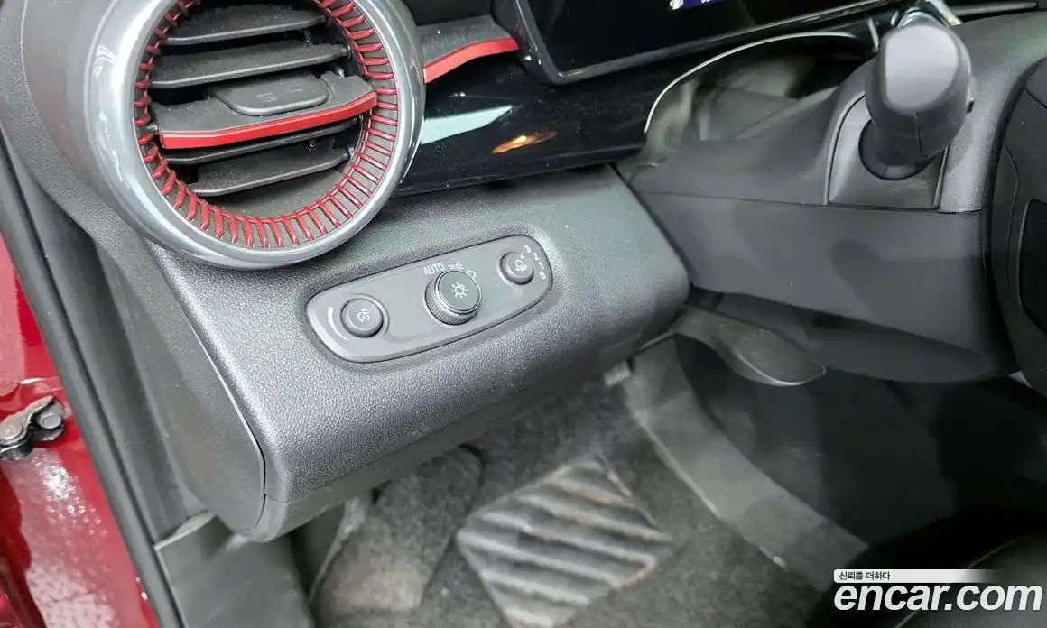 Chevrolet Trax 2024 1.2 автомат (гидро), фото 25