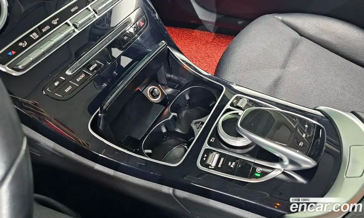 Mercedes-Benz C-Class 2017 2.0 автомат (гидро), фото 18