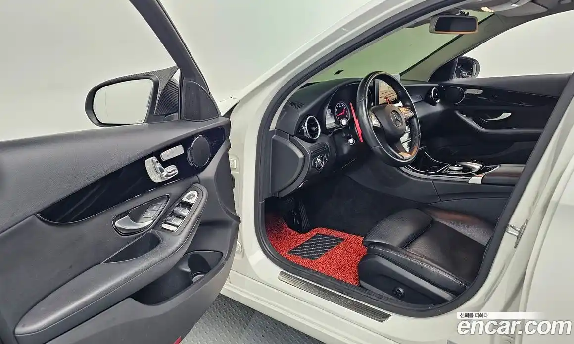 Mercedes-Benz C-Class 2017 2.0 автомат (гидро), фото 10