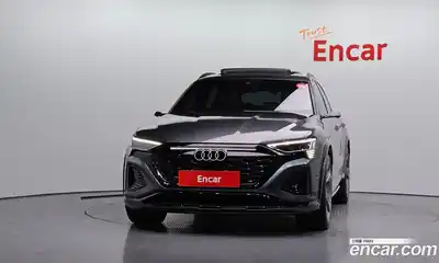 Audi SQ8 e-tron 2024 0.3 автомат (гидро), миниатюра 3