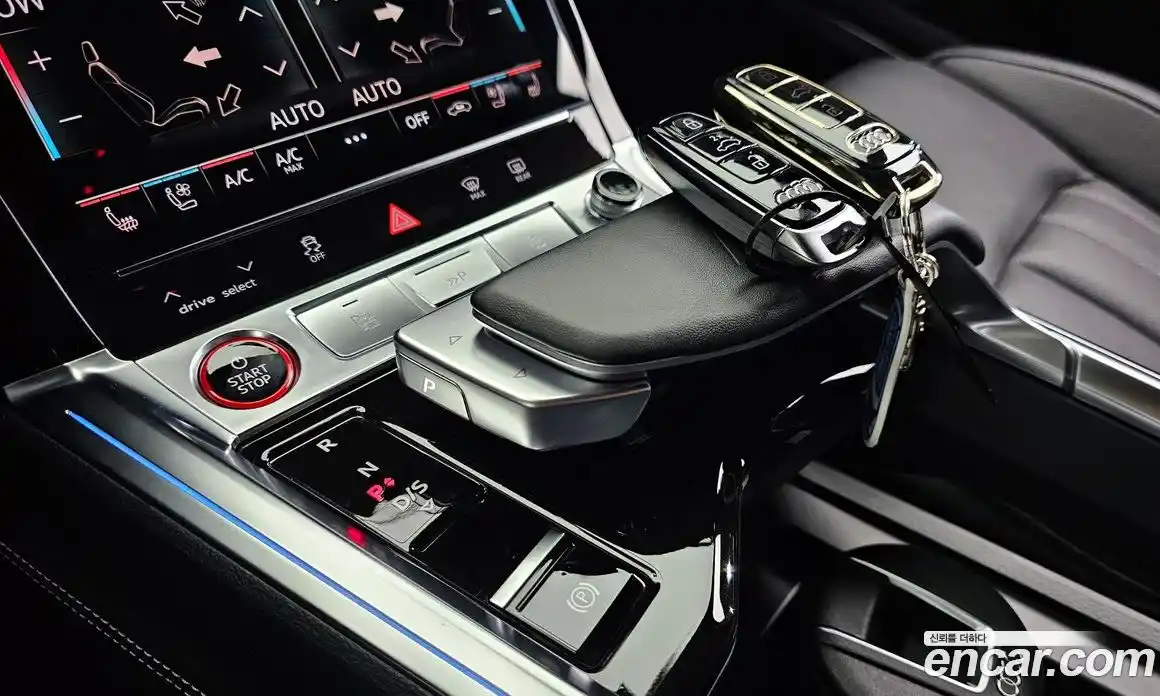 Audi SQ8 e-tron 2024 0.3 автомат (гидро), фото 9