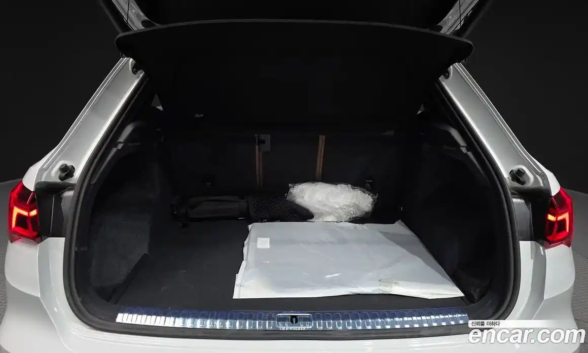 Audi Q3 2025 2.0 автомат (гидро), фото 26