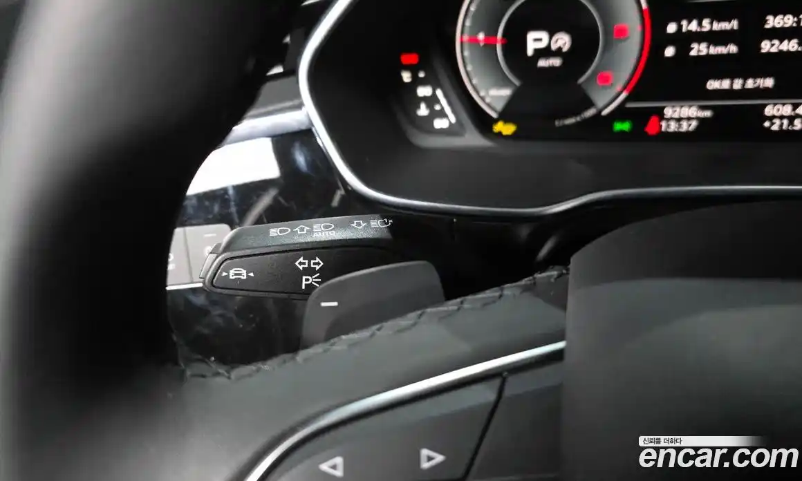 Audi Q3 2025 2.0 автомат (гидро), фото 28