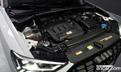 Audi Q3 2025 2.0 автомат (гидро), миниатюра 6