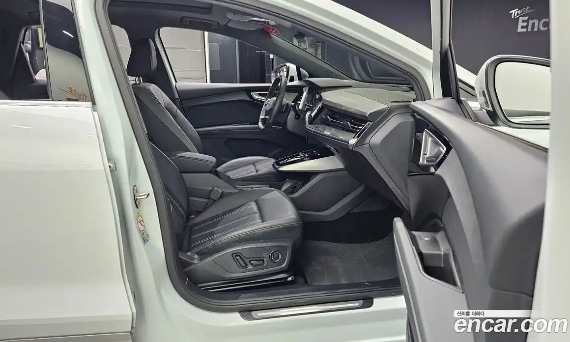 Audi Q4 e-tron 2025 0.2 автомат (гидро), фото 17