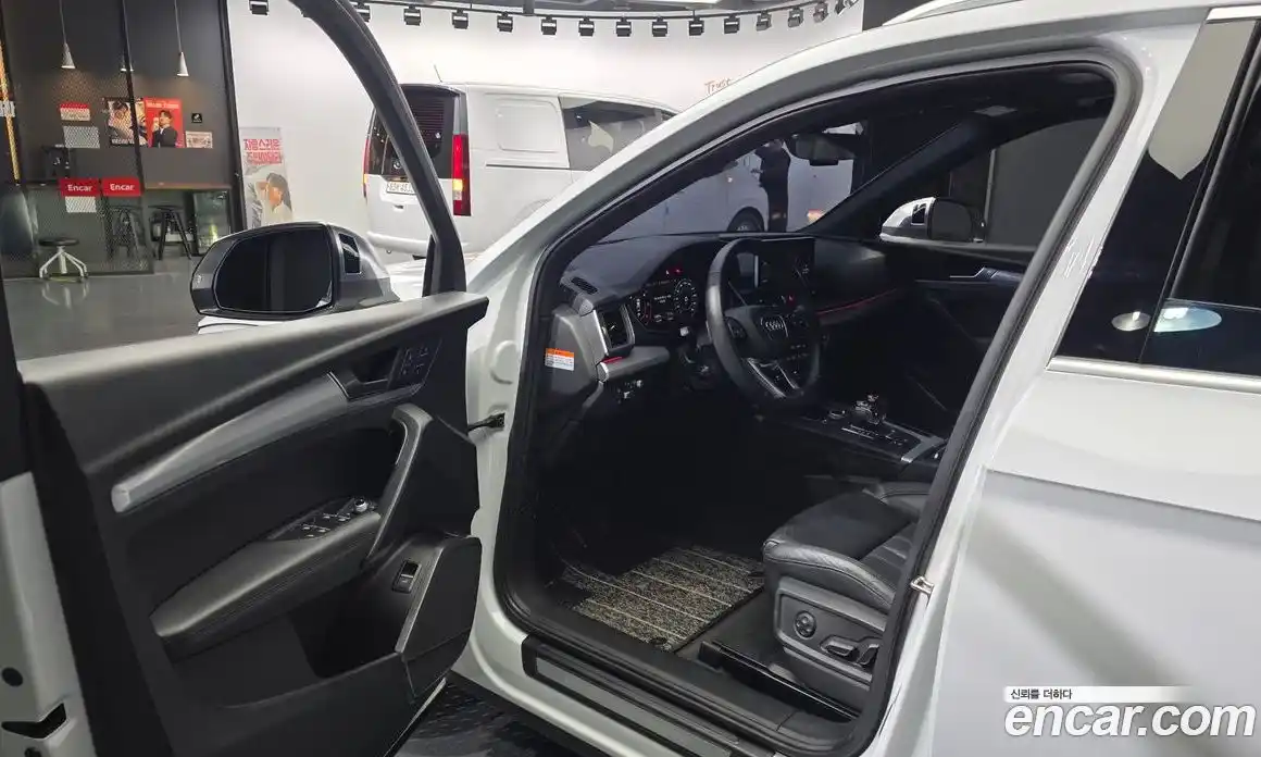 Audi Q5 2020 3.0 автомат (гидро), фото 13