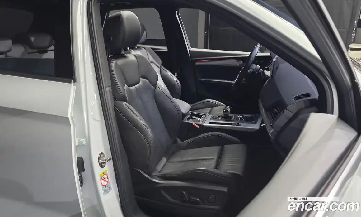 Audi Q5 2020 3.0 автомат (гидро), фото 16