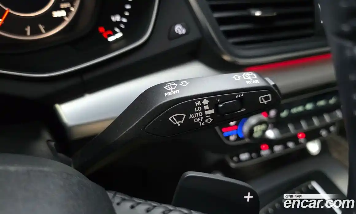 Audi Q5 2020 3.0 автомат (гидро), фото 27