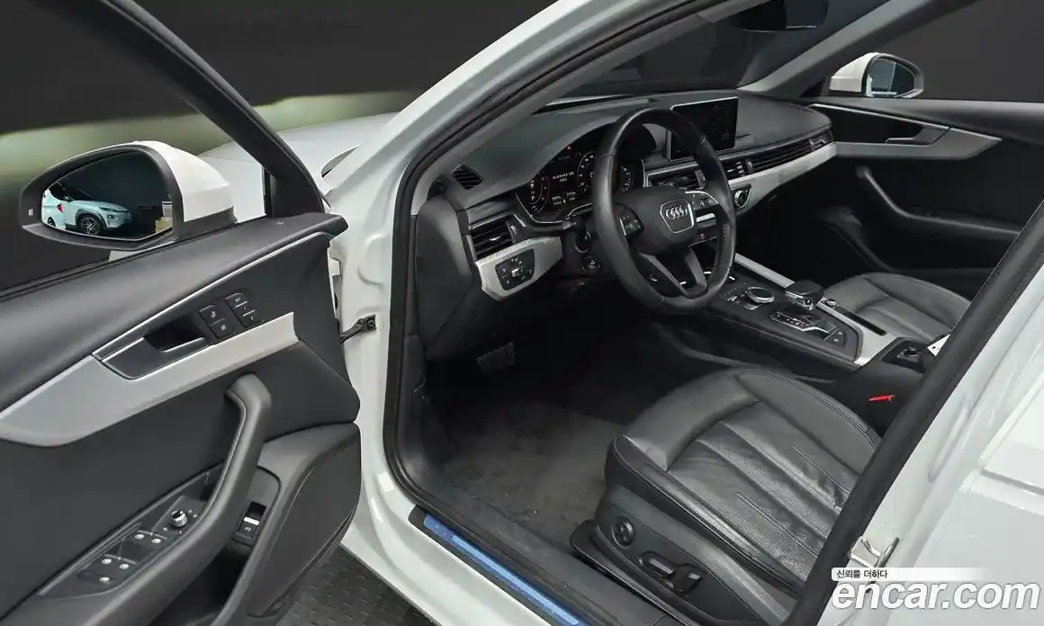 Audi A4 2019 2.0 автомат (гидро), фото 12