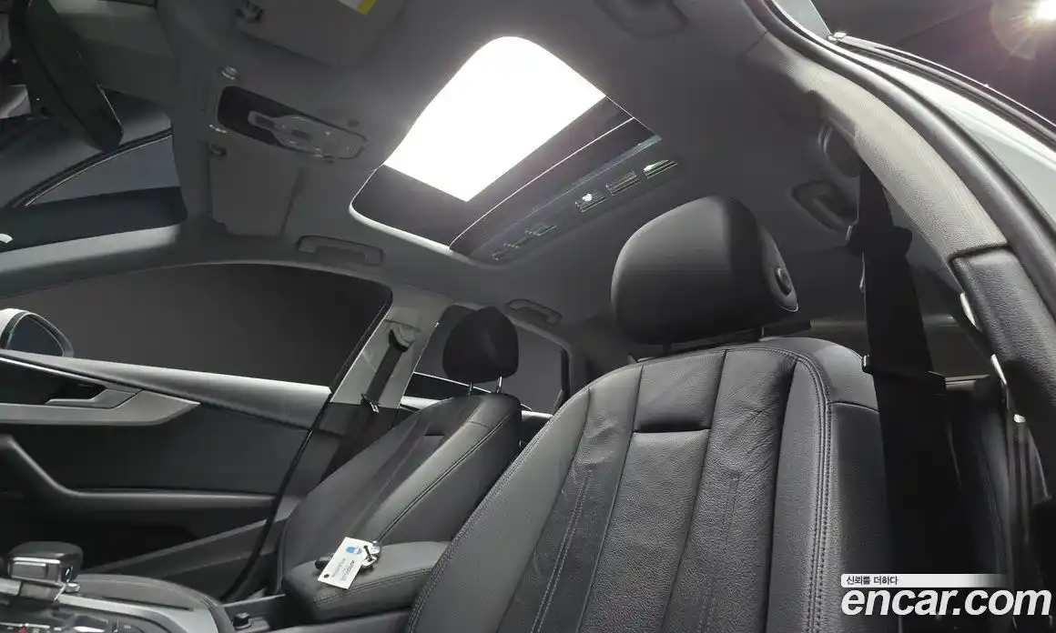 Audi A4 2019 2.0 автомат (гидро), фото 25