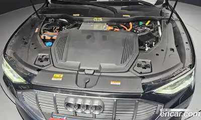 Audi e-tron 2020 0.2 автомат (гидро), миниатюра 6