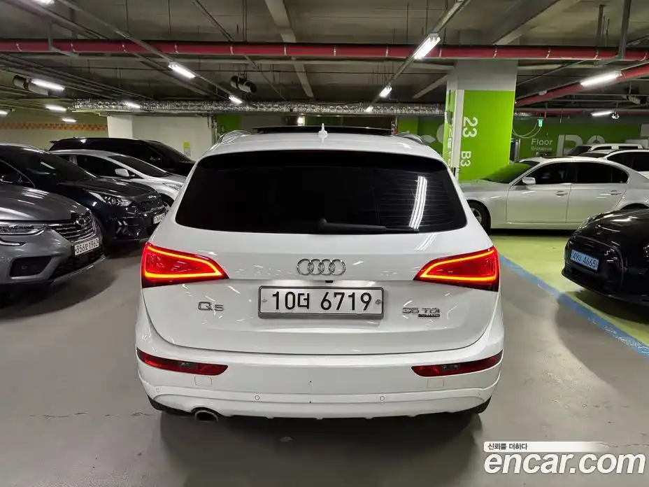 Audi Q5 2015 2.0 автомат (гидро), фото 4