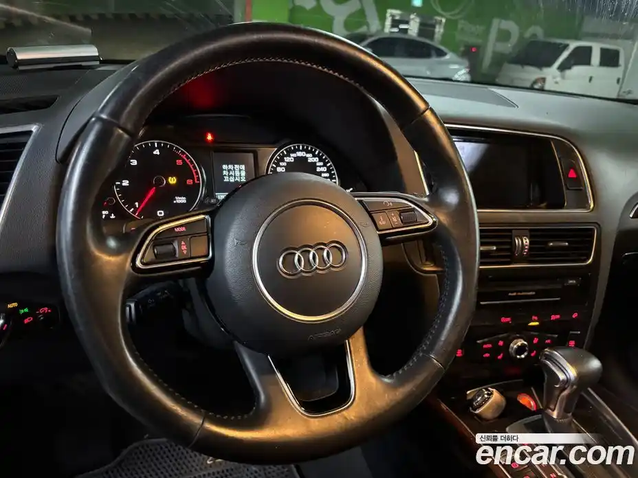 Audi Q5 2015 2.0 автомат (гидро), фото 8