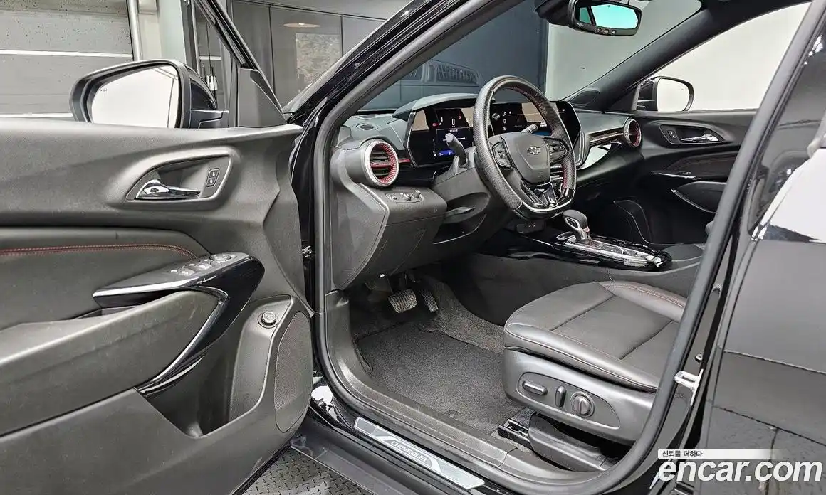 Chevrolet Trax 2023 1.2 автомат (гидро), фото 13