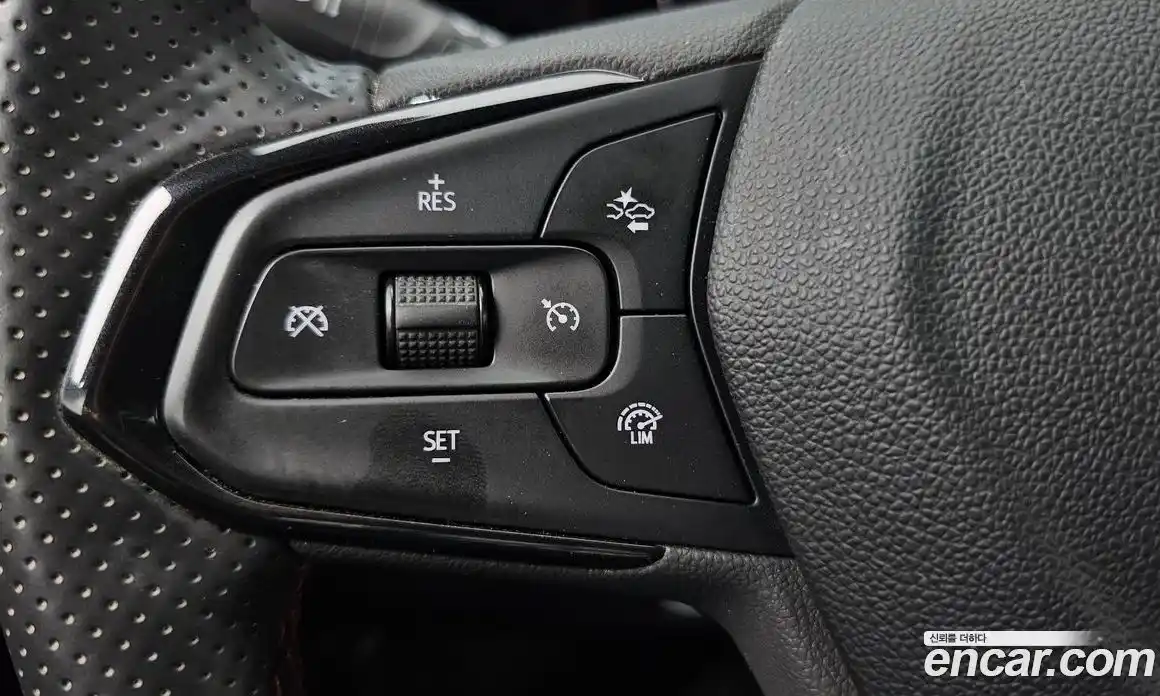 Chevrolet Trax 2023 1.2 автомат (гидро), фото 19