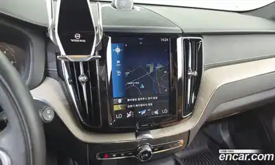 Volvo XC60 2019 2.0 автомат (гидро), миниатюра 12