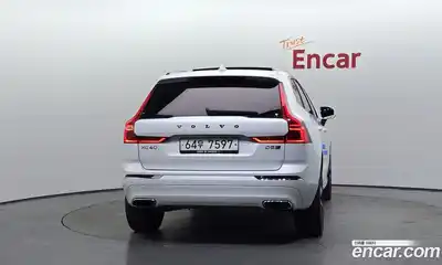 Volvo XC60 2019 2.0 автомат (гидро), миниатюра 4