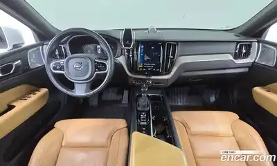 Volvo XC60 2019 2.0 автомат (гидро), миниатюра 7