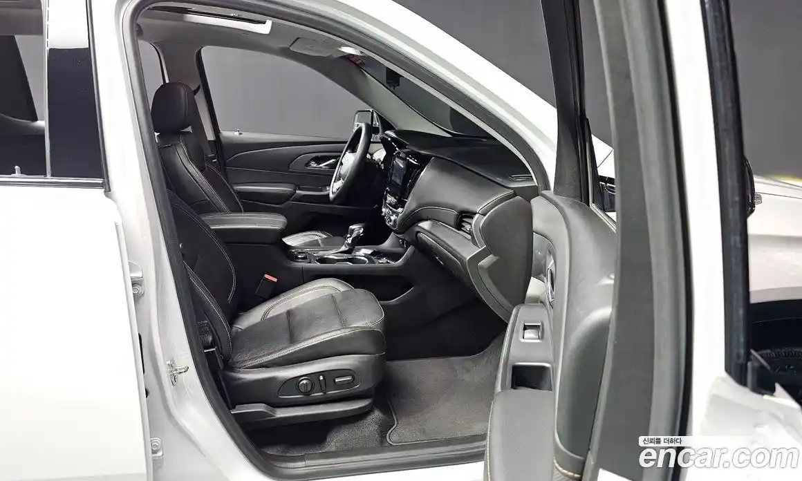 Chevrolet Traverse 2021 3.6 автомат (гидро), фото 17
