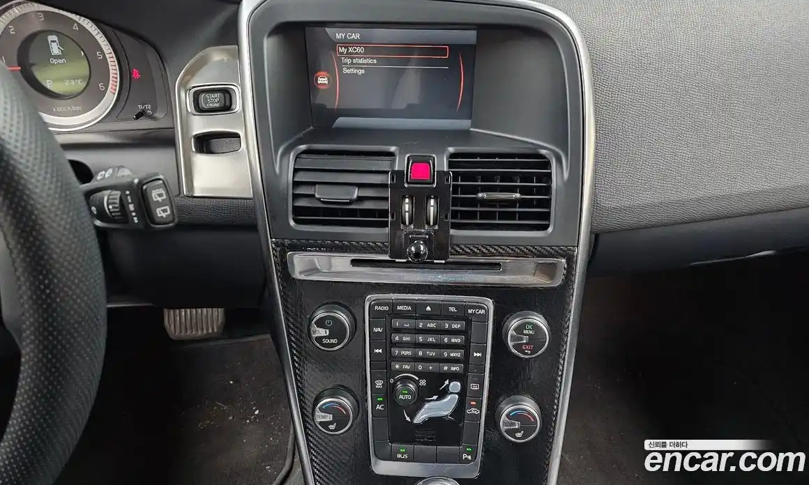 Volvo XC60 2013 2.0 автомат (гидро), фото 16