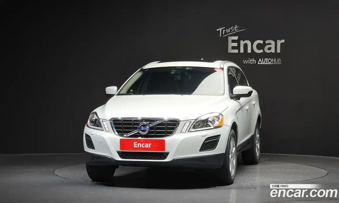Volvo XC60 2013 2.0 автомат (гидро), фото 3