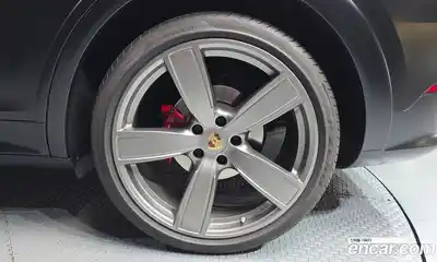 Porsche Cayenne 2023 3.0 автомат (гидро), миниатюра 6