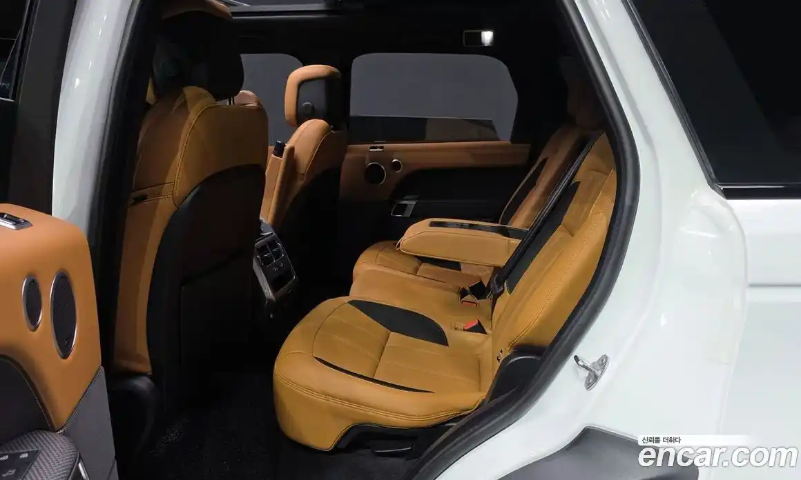 Land Rover Range Rover Sport 2022 3.0 автомат (гидро), фото 16