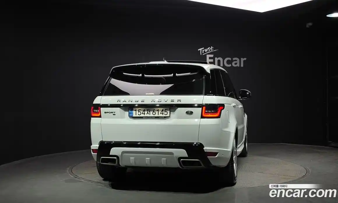 Land Rover Range Rover Sport 2022 3.0 автомат (гидро), фото 4