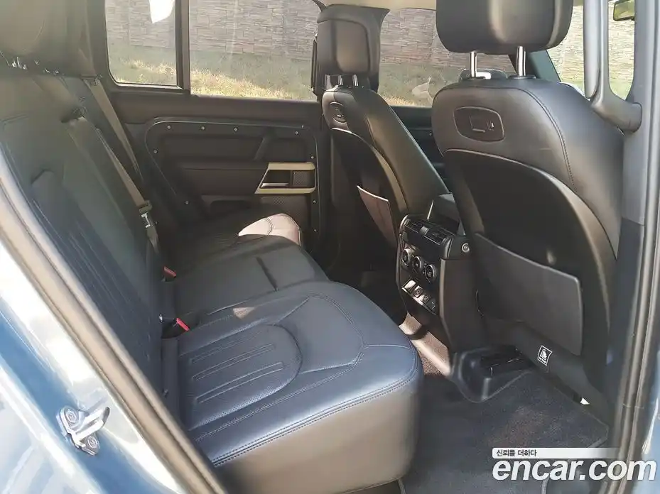 Land Rover Defender 2021 3.0 автомат (гидро), фото 16