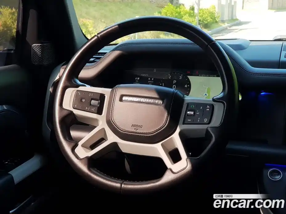 Land Rover Defender 2021 3.0 автомат (гидро), фото 8