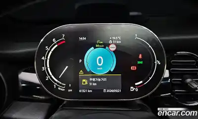 Mini Cooper Convertible 2024 1.5 автомат (гидро), миниатюра 11