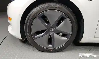 Tesla Model 3 2020 0.2 гидро, миниатюра 5