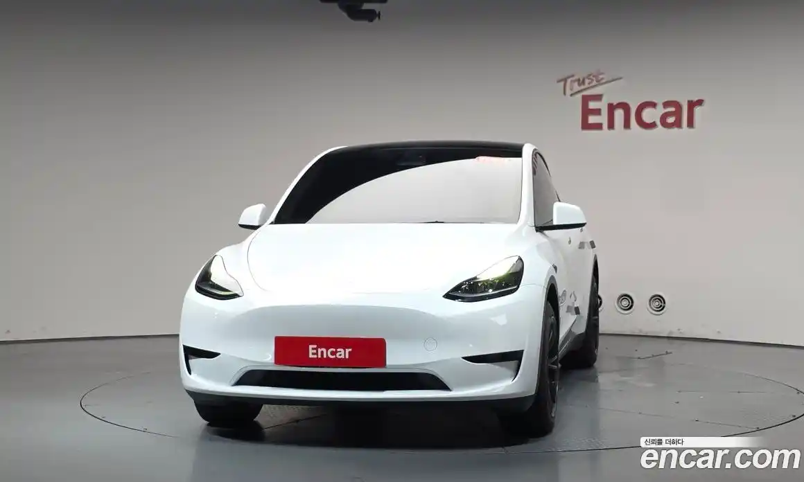 Tesla Model Y 2023 0.2 гидро, фото 2