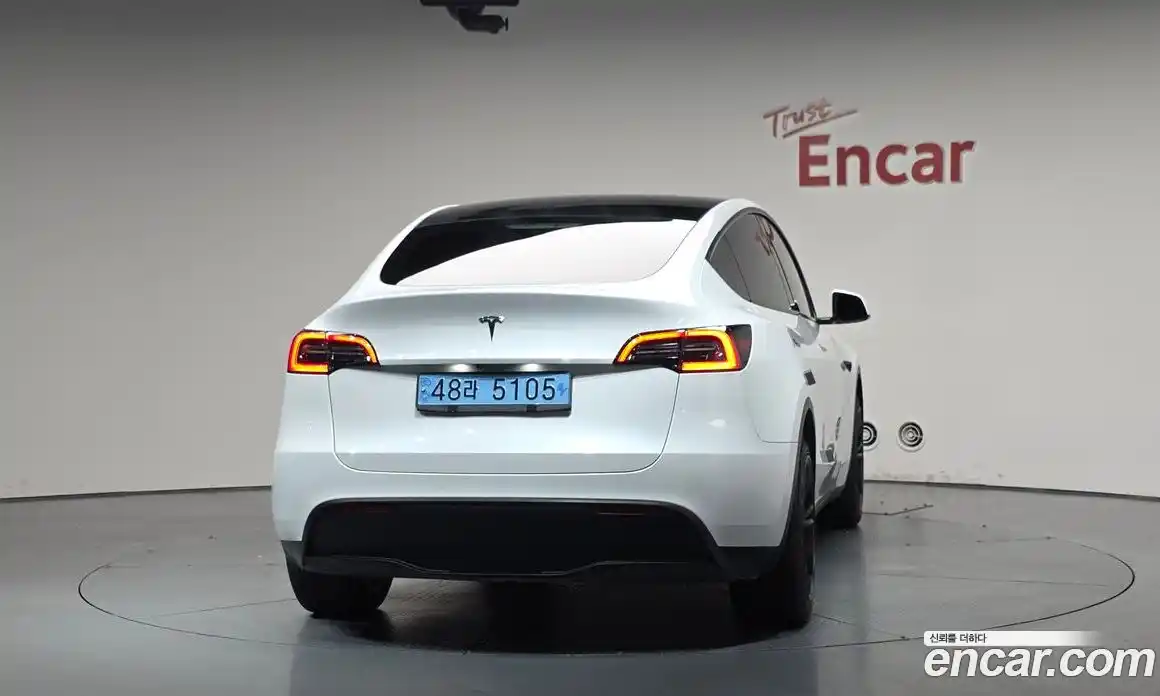 Tesla Model Y 2023 0.2 гидро, фото 3